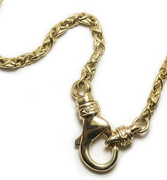 Tristan and Isolde 750 Yellow Gold Chain with Thrisatn and Isolde Clasp with VS Diamonds